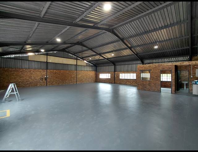 240M² WAREHOUSE TO LET IN BENONI AH